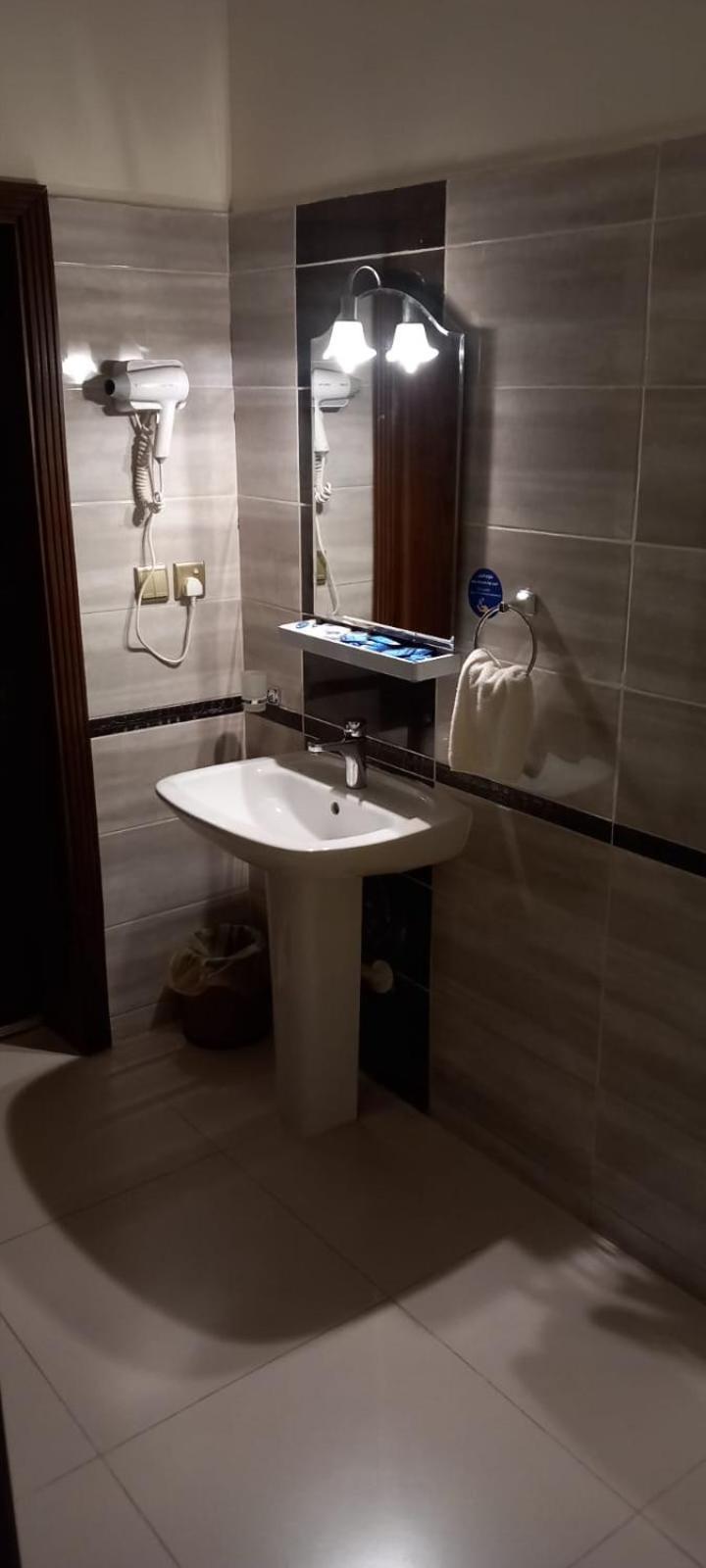 Newhome البيت الجديد Yanbu Extérieur photo